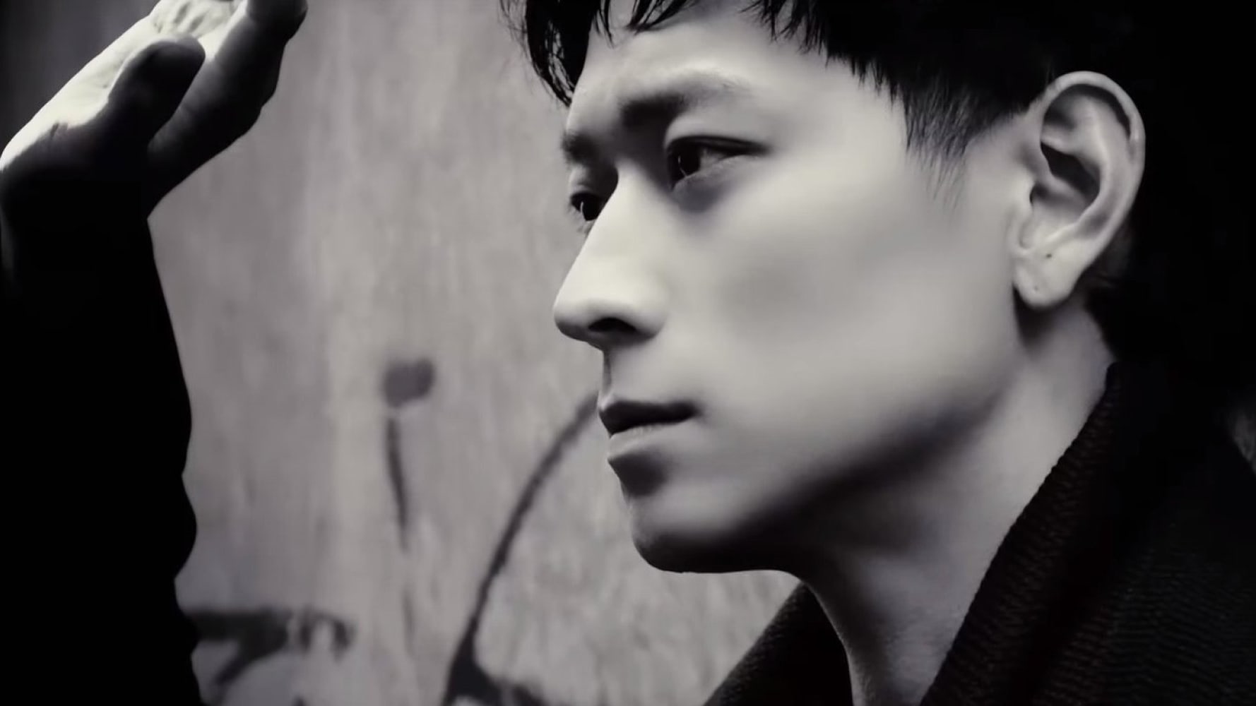 Kang Dong Won lần thứ 2 c&ocirc;ng khai xin lỗi về những tranh c&atilde;i xung quanh hồ sơ li&ecirc;n quan đến Nhật bản của gia đ&igrave;nh anh