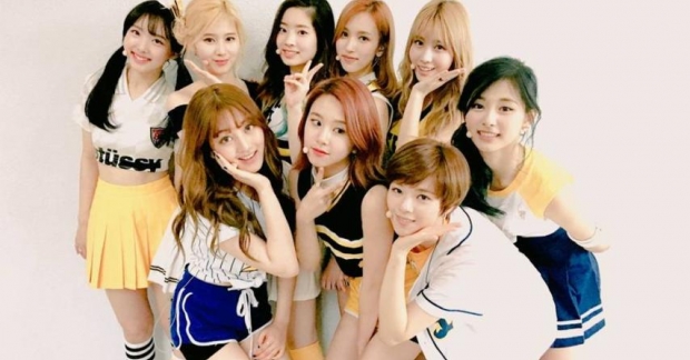 JYP trấn an người hâm mộ về việc TWICE quảng bá song song giữa Nhật và Hàn