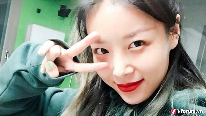 Cựu thành viên Wonder Girls Yubin trở lại với phương tiện truyền thông xã hội với tài khoản Instagram của mình