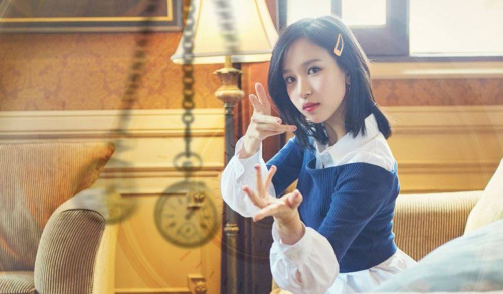 TWICE tung thêm hình ảnh teaser của Mina, Momo và Tzuyu cho ‘Signal’