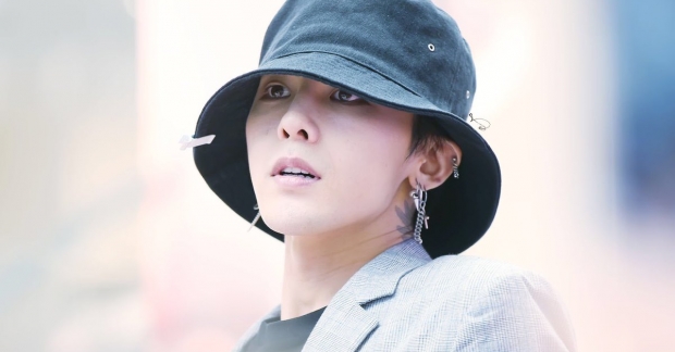 G-Dragon chia sẽ bức thư thơ ấu nhân Ngày cha mẹ