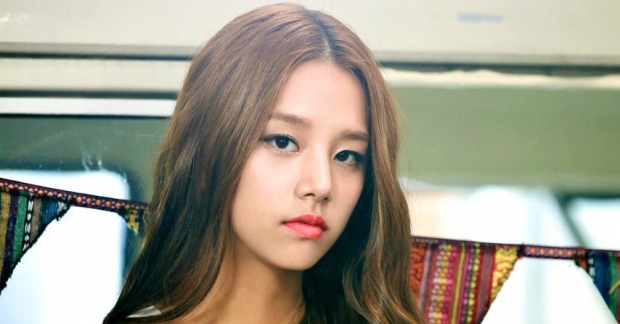 Solbin (LABOUM) nhận vô vàn "gạch đá" vì được chọn làm MC công bố kết quả bầu cử một cách khó hiểu