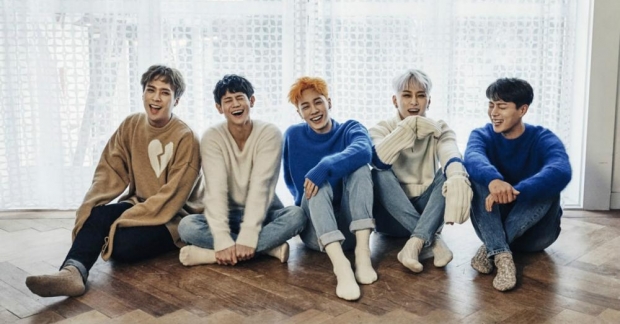 Highlight tuyên bố comeback hứa hẹn khuấy đảo sàn Kpop