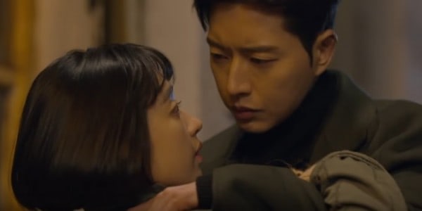 Park Hae Jin tiết lộ lý do nụ hôn với Kim Min Jung trong “Man To Man” không hề lãng mạn chút nào.