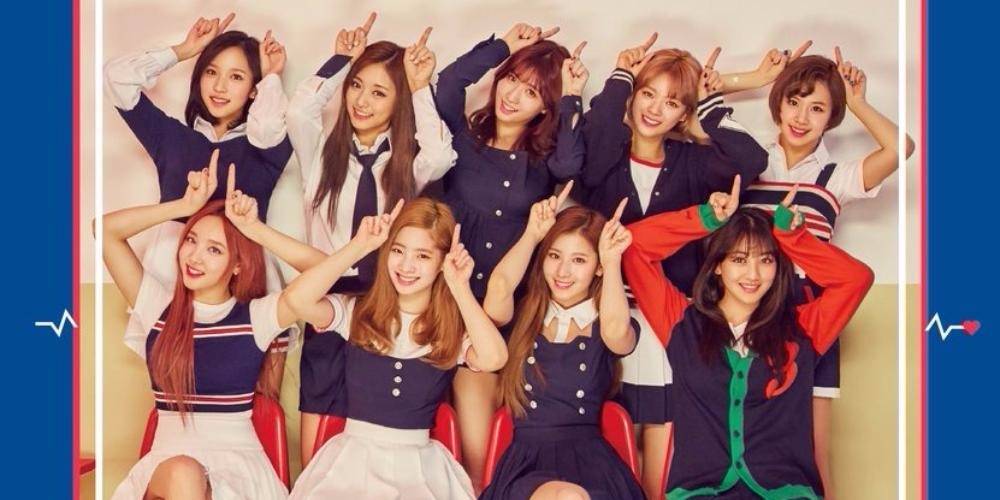 TWICE phá kỷ lục của chính mình ở hạng mục nhóm nhạc nữ bán được nhiều album nhất trong ngày đầu tiên với “Signal”