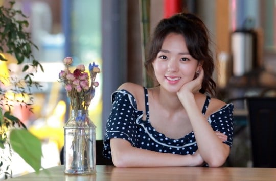 Nữ diễn viên Chae Soo Bin chia sẻ cách cô xử lý stress và những lời nhận xét ác ý