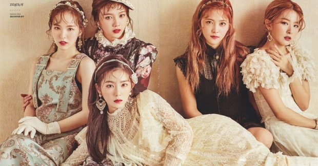 10 khoảnh khắc "lên đồng" huyền thoại của Red Velvet