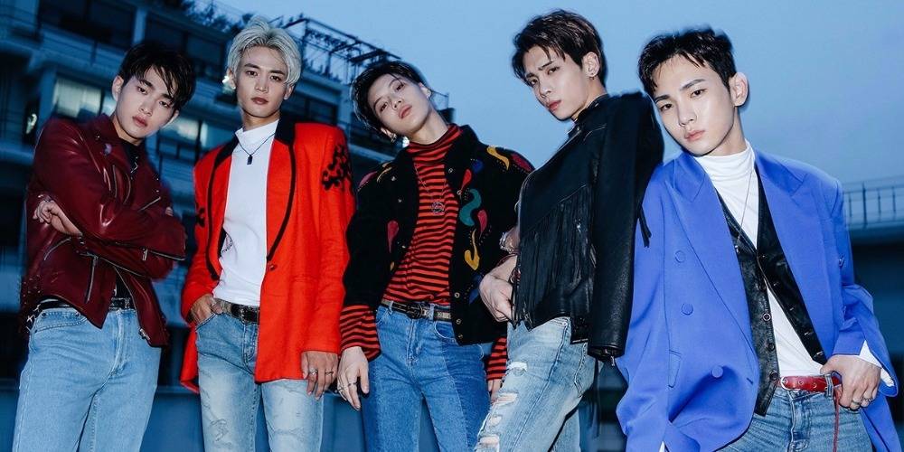 SHINEE trở thành xu hướng số 1 toàn thế giới trong ngày kỉ niệm 9 năm ra mắt!