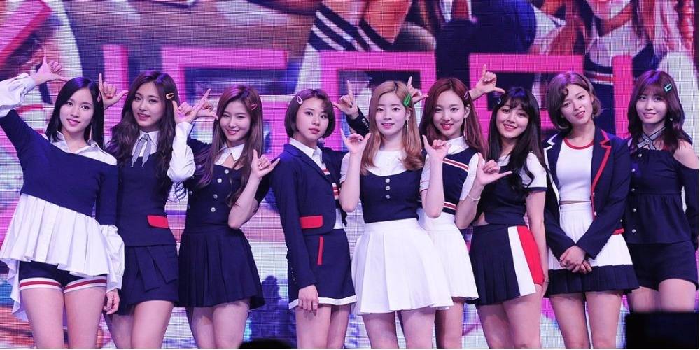 TWICE tiết lộ lý do khiến họ nổi tiếng