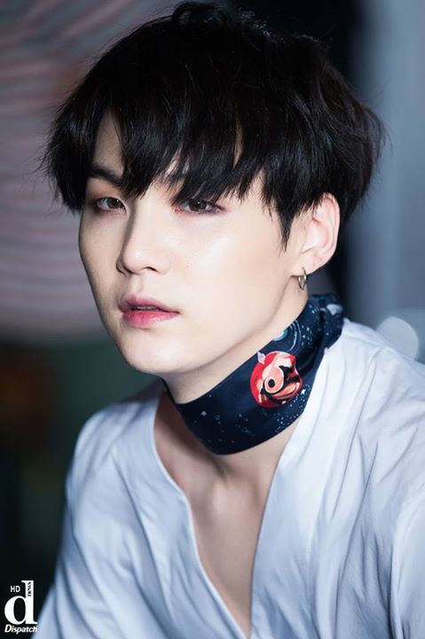 Bài báo: BTS Suga "Tớ sẽ bắt đầu ăn kiêng, làm ơn hãy mong chờ kết quả nhé"