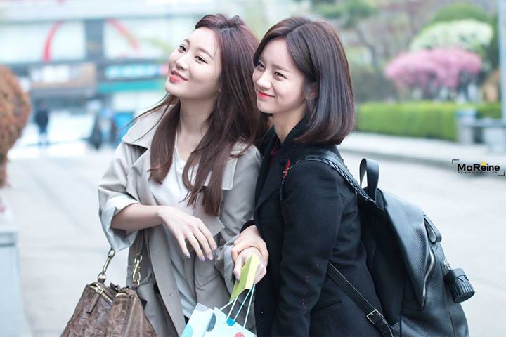 [instiz] Hyeri khinh bỉ Yura.gif