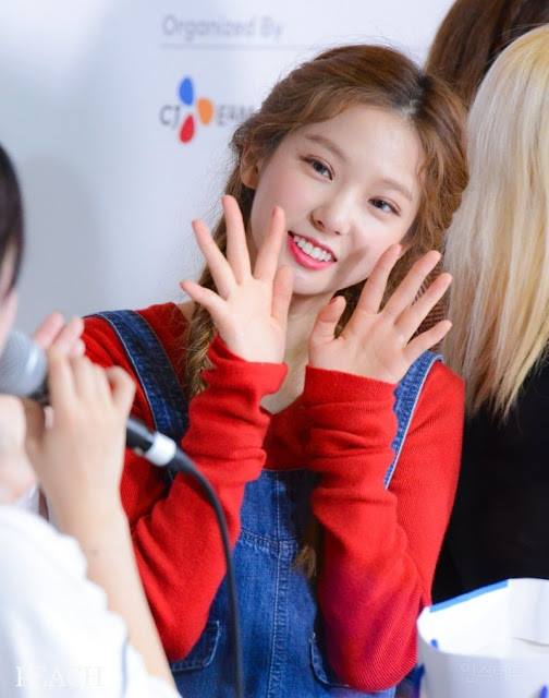 Instiz: CLC Yoojin dạo n&agrave;y tr&ocirc;ng rất kh&aacute;c