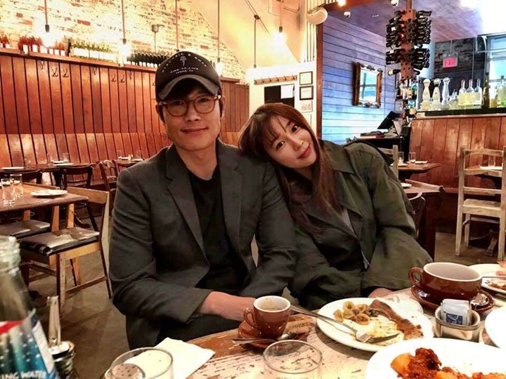 Pann: Những tấm hình ở nước ngoài của Lee Byung Hun và Lee Min Jung