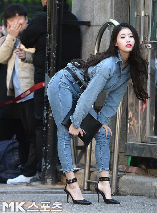 Khi bạn có ước mơ làm người mẫu nhưng bố mẹ lại bắt bạn làm idol