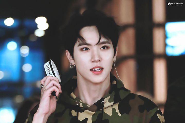 JBJ Kim Donghan chuẩn bị debut solo vào đầu tháng 6. Các nhạc sĩ nổi tiếng sẽ tham gia sản xuất album.