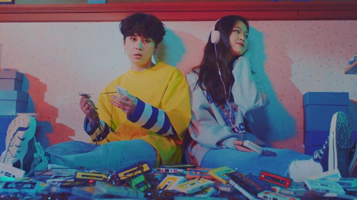 HIGHLIGHT Yong Junhyung tạm biệt tuổi thanh xuân qua MV mới “GO AWAY” 