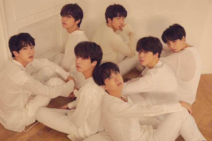 BTS tiếp tục ra 2 bộ ảnh concept ver. Y và U cho LOVE_YOURSELF 轉 ‘Tear’