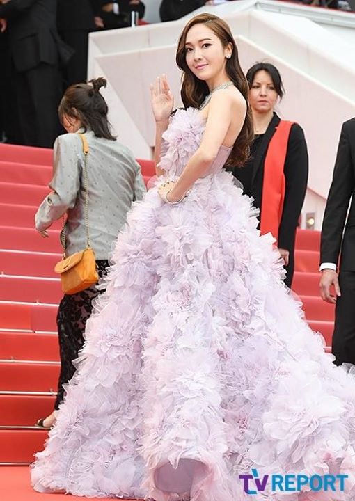 Jessica trên thảm đỏ LHP Quốc tế Cannes lần thứ 71