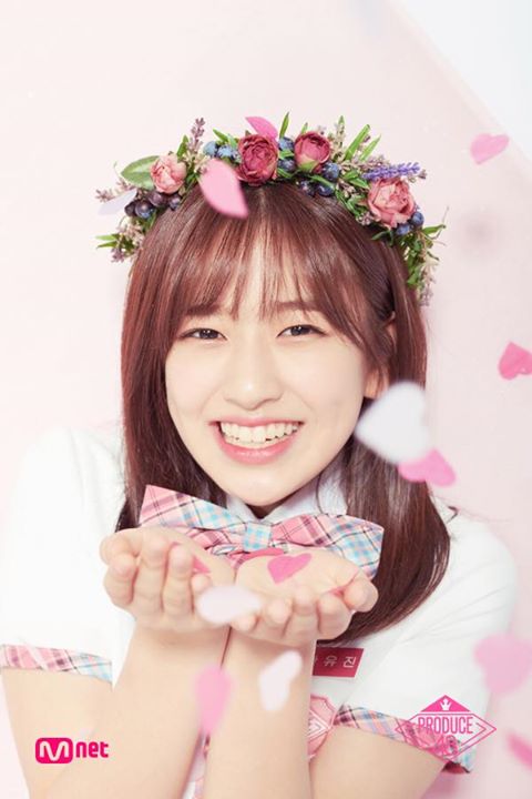 Các trainee cuối cùng của Produce48. Tổng cộng có 57 thí sinh Hàn Quốc và 39 thí sinh Nhật Bản tham gia cạnh tranh trong chương trình