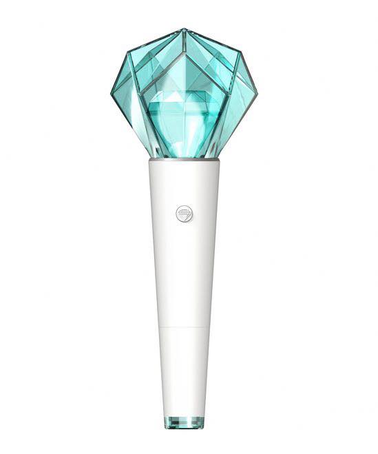 Lighstick chính thức của SHINee có giá 35.000 won (740.000 VNĐ)