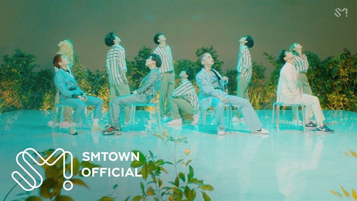 Ca khúc chủ đề đầu tiên của SHINee là “GOOD EVENING” mang giai điệu Electro-Pop R&B thập niên 90 ➽ https://youtu.be/7dGwk5-QMpc