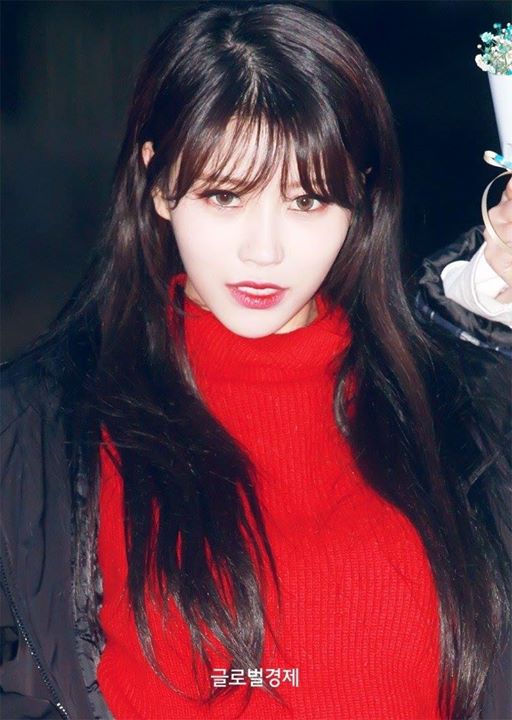 Instiz: Idol nữ dạo này nổi tiếng cả trong giới idol