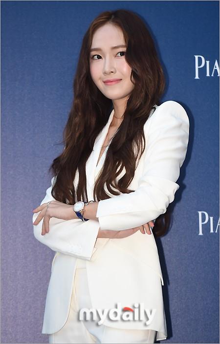 Bài báo: [Độc quyền] Thành viên cũ của SNSD Jessica sẽ tiến tới 'Liên hoan phim Cannes', hoạt động toàn cầu