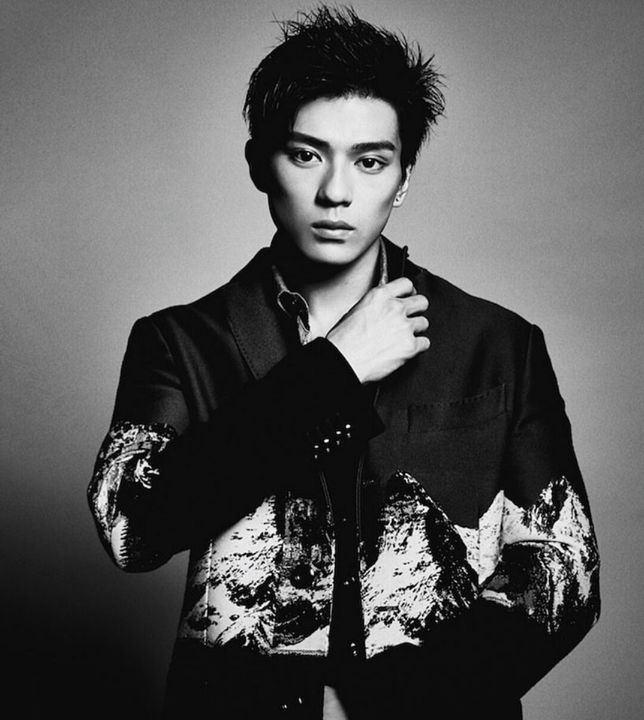 [Instiz] Ngôi sao làm mẹ của bạn mang bầu khi mới 14 tuổi