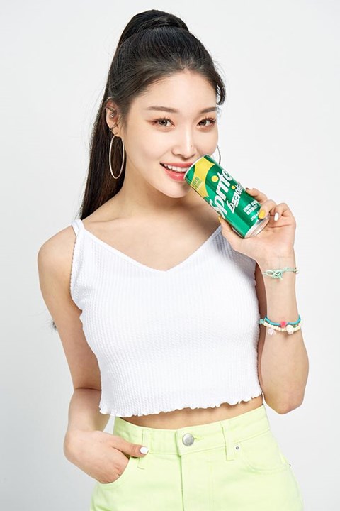 Chungha và Jang Ki Yong được chọn là model mới cho Sprite Korea và chiến dịch “Lặn trong Sprite” mùa hè 2019. CF chung sẽ được phát sóng vào giữa tháng 5.