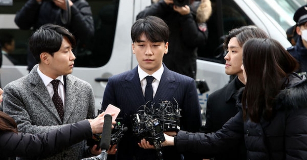 Vì sao đã bị cảnh sát điều tra đến 17 lần nhưng Seungri vẫn chưa bị bắt giữ?