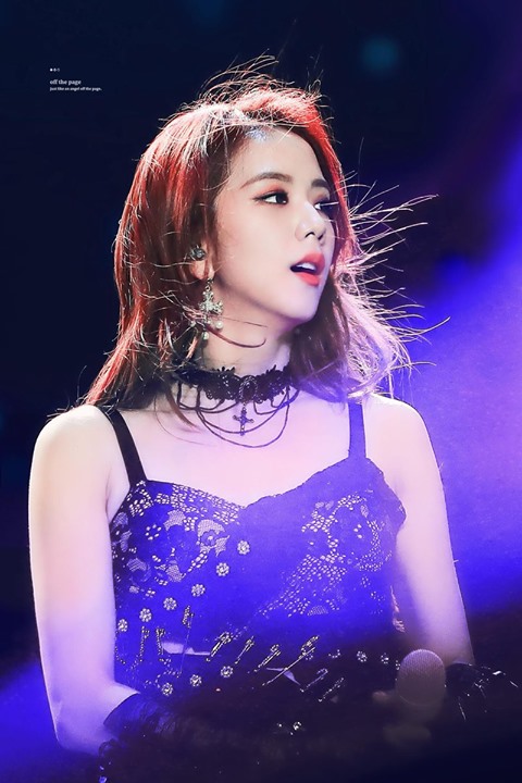 Pann: Black Pink Jisoo ở lễ cưới của anh trai