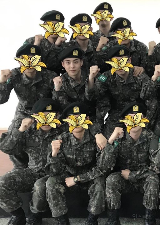 Instiz: Hình ảnh EXO Xiumin tại Trại huấn luyện Nodo trôi nổi trên mạng