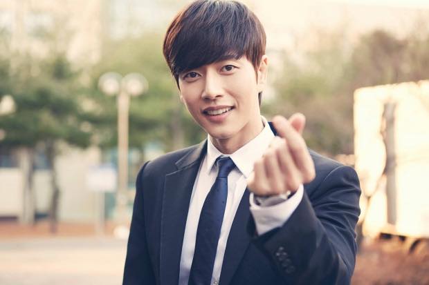 Park Hae Jin ủng hộ 50 triệu Won (50.000$ ~ 1 tỷ 115 triệu VNĐ) cho người nghèo