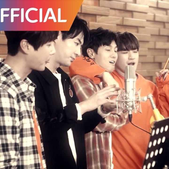 SHINHWA dành lời cảm ơn tới các fan trong MV "ORANGE" 