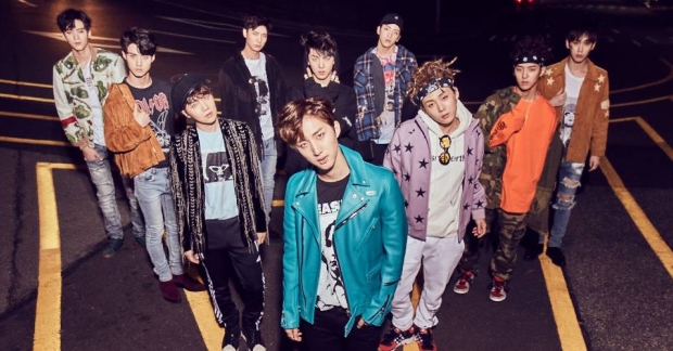 Pentagon tổ chức concert đầu tiên sau 2 tháng ra mắt