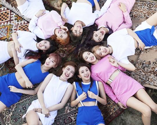 Bài báo: Twice, nhóm nhạc nữ số 1... Black Pink thứ 2, IOI thứ 3