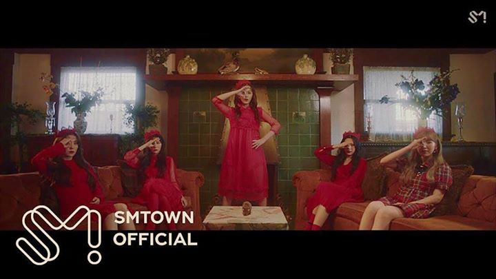 Red Velvet tái xuất cùng “PEEK-A-BOO”