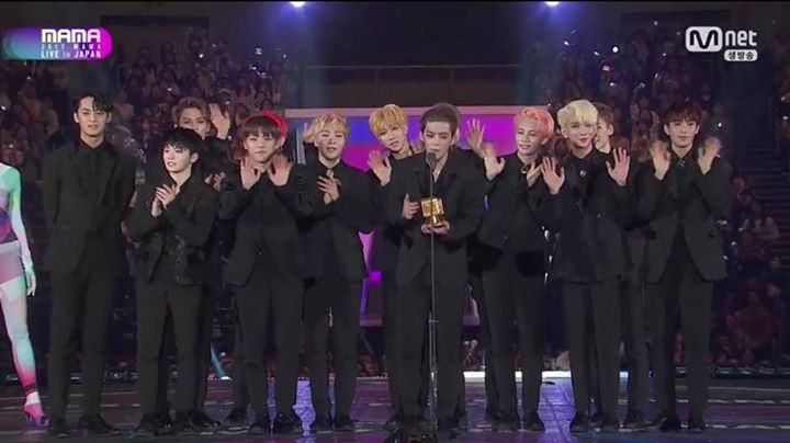 Pledis đại thắng tại MAMA 2017 in Japan với giải Best Dance Performance Male Group thuộc về SEVENTEEN - &ldquo;Don&rsquo;t Wanna Cry&rdquo;