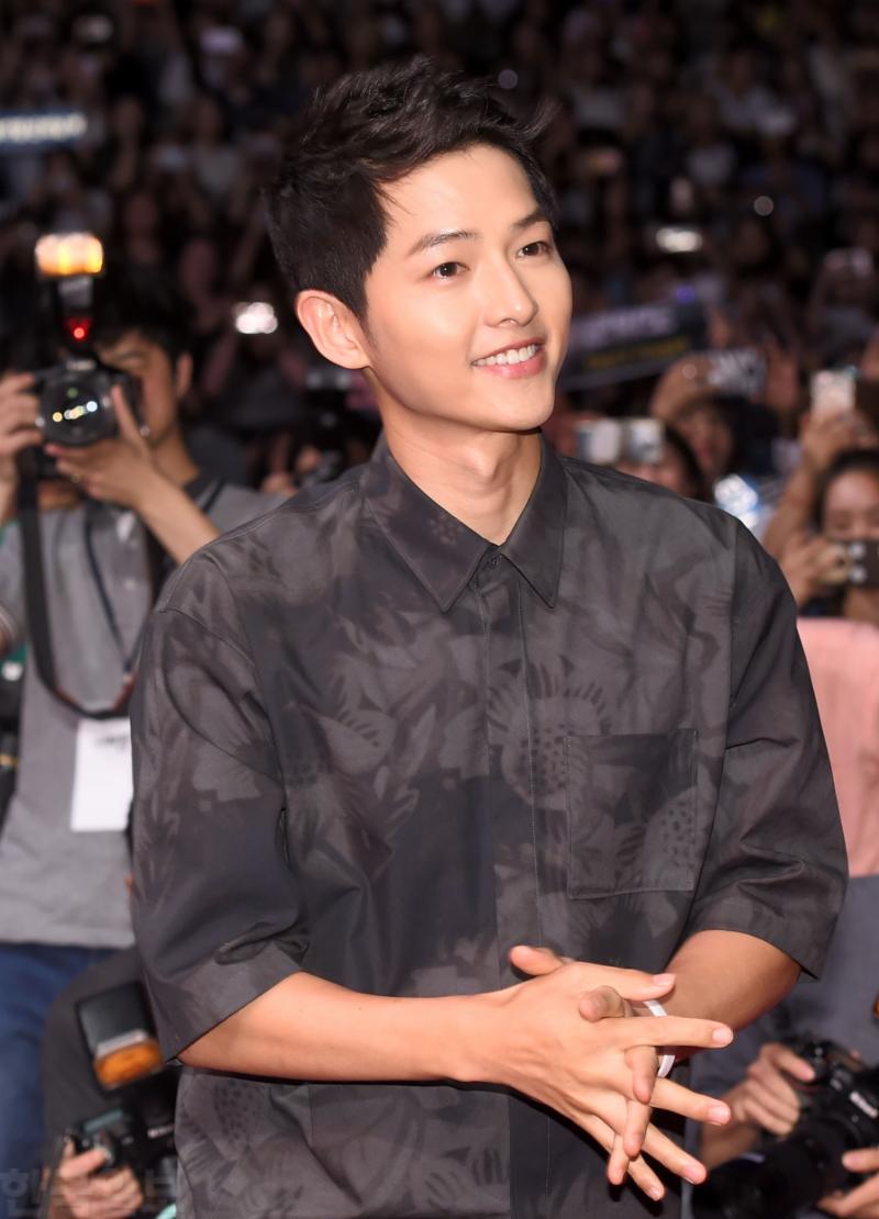 Song Joong Ki xác nhận chương trình đầu tiên anh tham gia sau đám cưới