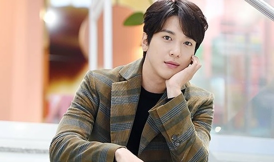 Jung Yong Hwa tiết lộ dự định nhập ngũ trong thời gian tới