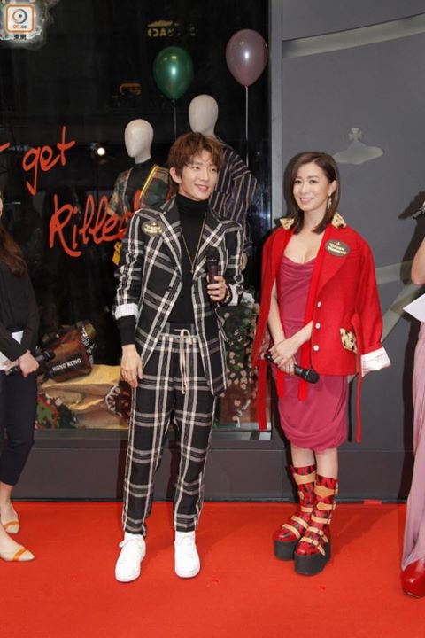 Lee Jun Ki và Xa Thi Mạn dự sự kiện của Vivienne Westwood tại Hồng Kông