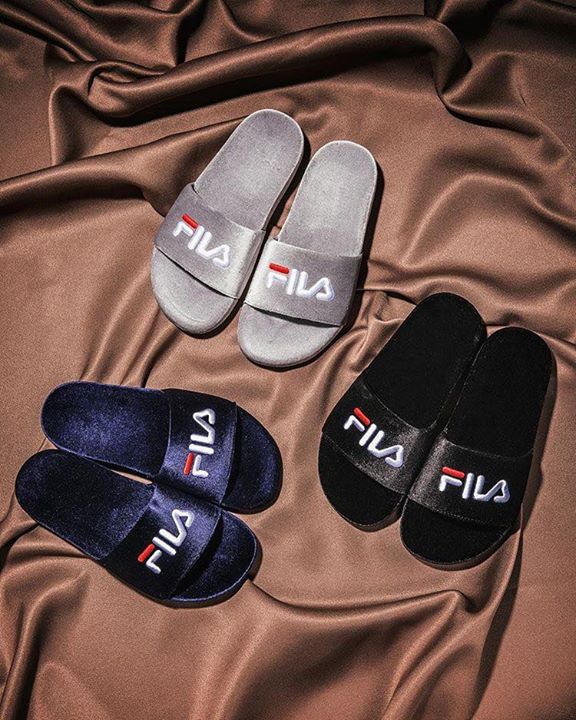 “Mềm mại + Ấm áp” Slipper Velvet Fila sưởi ấm đôi chân bạn gái