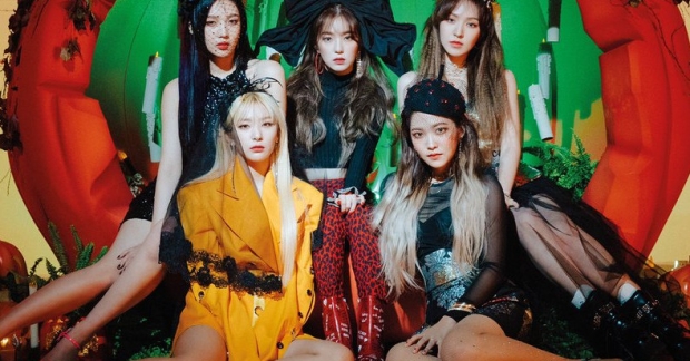 Mùa Halloween đã qua nhưng Red Velvet vẫn sẽ comeback với phong cách ma mị và huyền bí