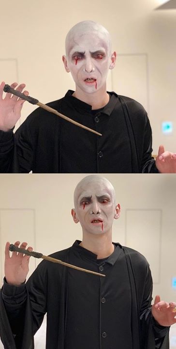 Bài báo: SM Halloween, lần này Key trở thành Voldemort