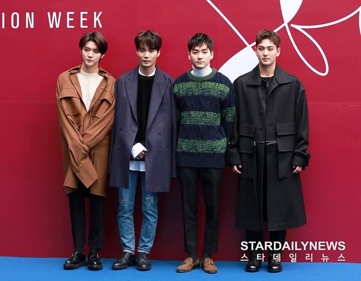 D&agrave;n sao dự Tuần lễ thời trang Seoul ng&agrave;y 18/10.