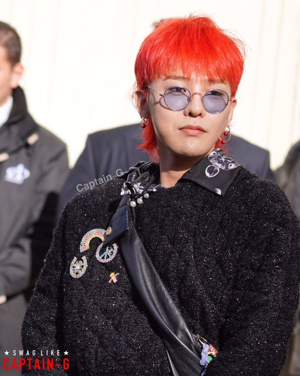 Vogue ca ngợi G-Dragon mặc quần áo phụ nữ rất đẹp