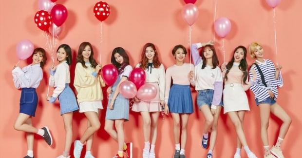 TWICE "đánh bại" SNSD và KARA trở thành girlgroup bán được nhiều album nhất tại Nhật