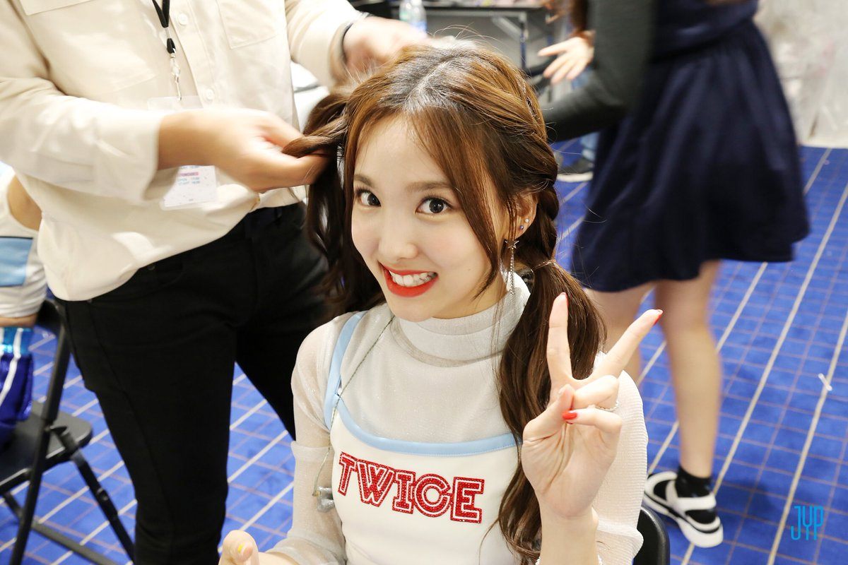 Nhiều fan tin rằng đây là màu tóc hợp với Nayeon (TWICE) nhất