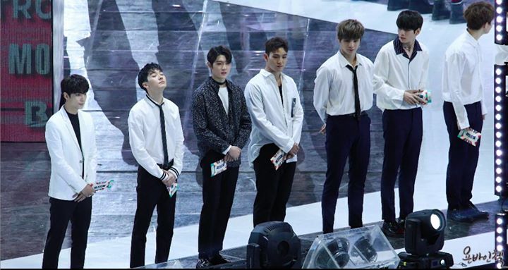 Pann: Mình thấy thật lạ khi nhìn NU'EST W và Wanna One đứng cùng nhau