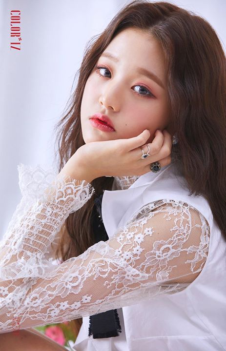 Bộ ảnh concept nữ tính thuần khiết của IZ*ONE